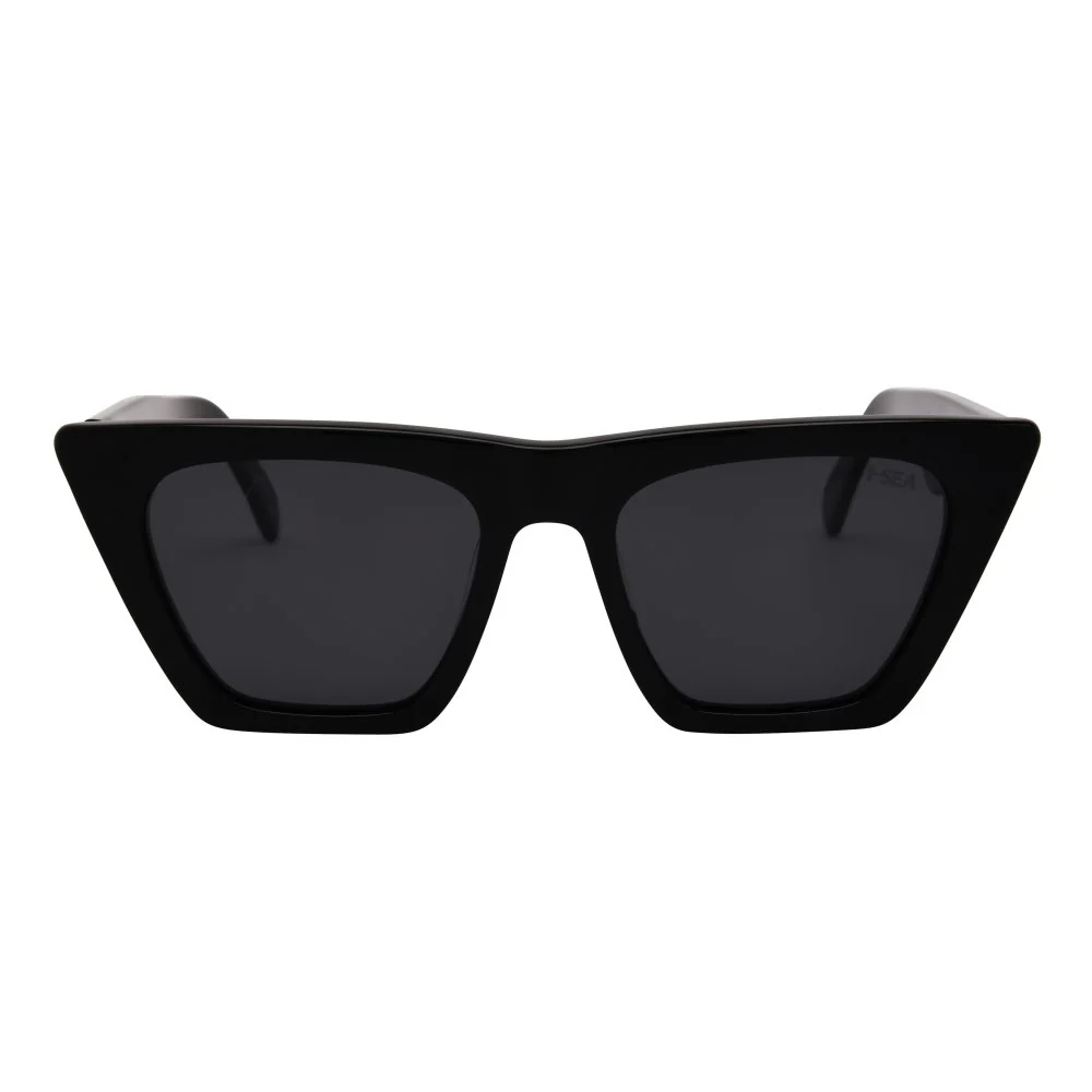 LUCY - Image 13