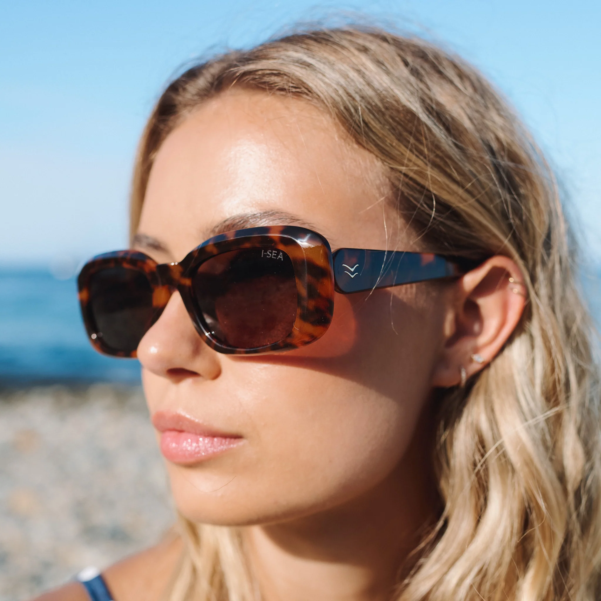 MARGOT - Image 17